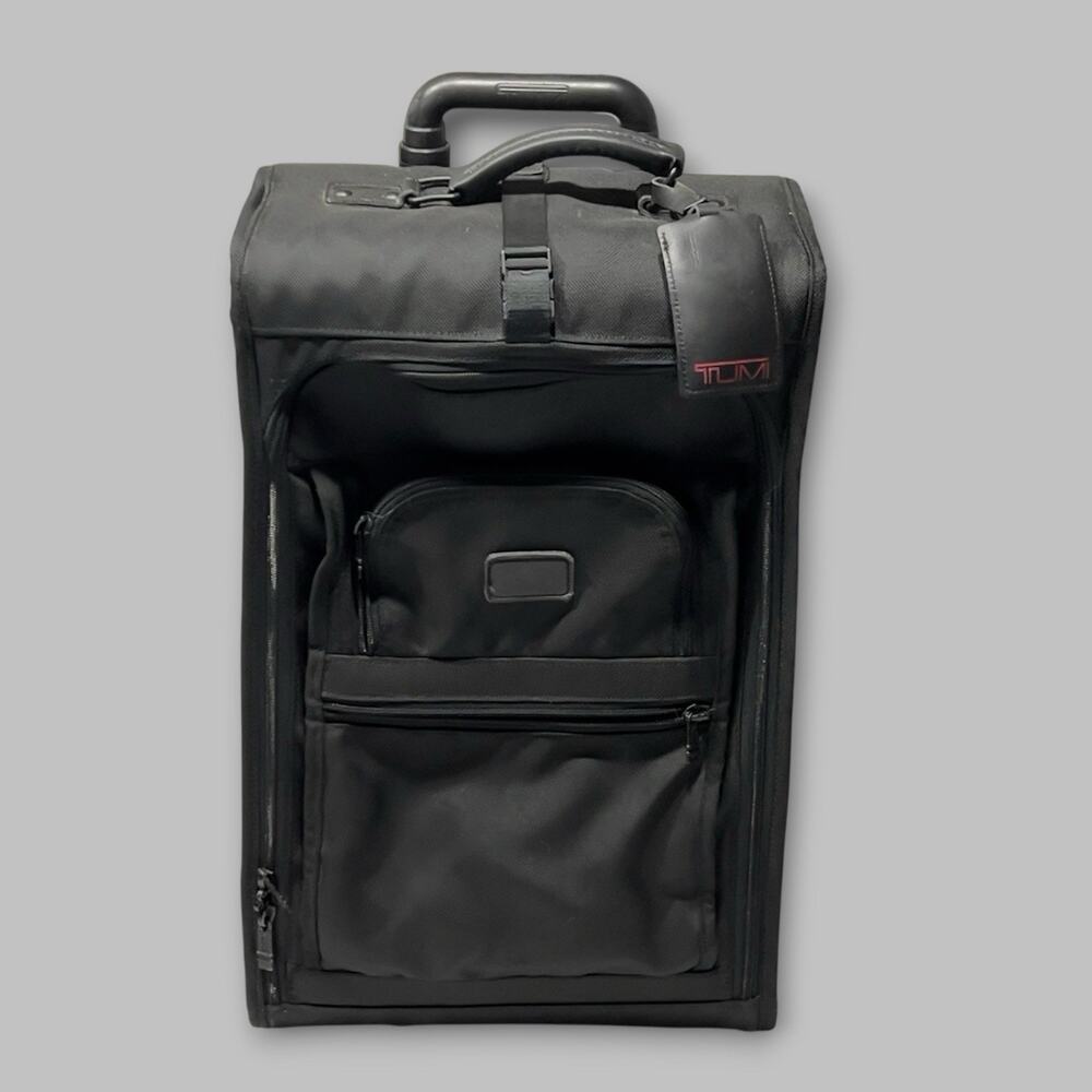 Tumi Rolling Suitcase 22” Black Softside Wheeled Carry On Luggage Travel Bag
